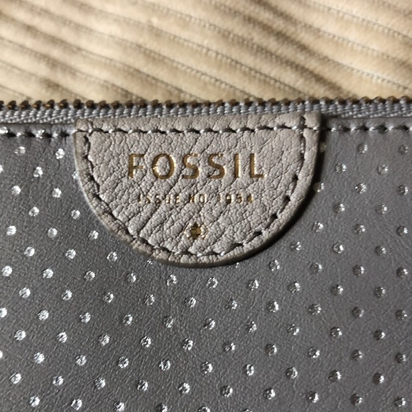 Fossil Large Wristlet - Picture 7 of 11